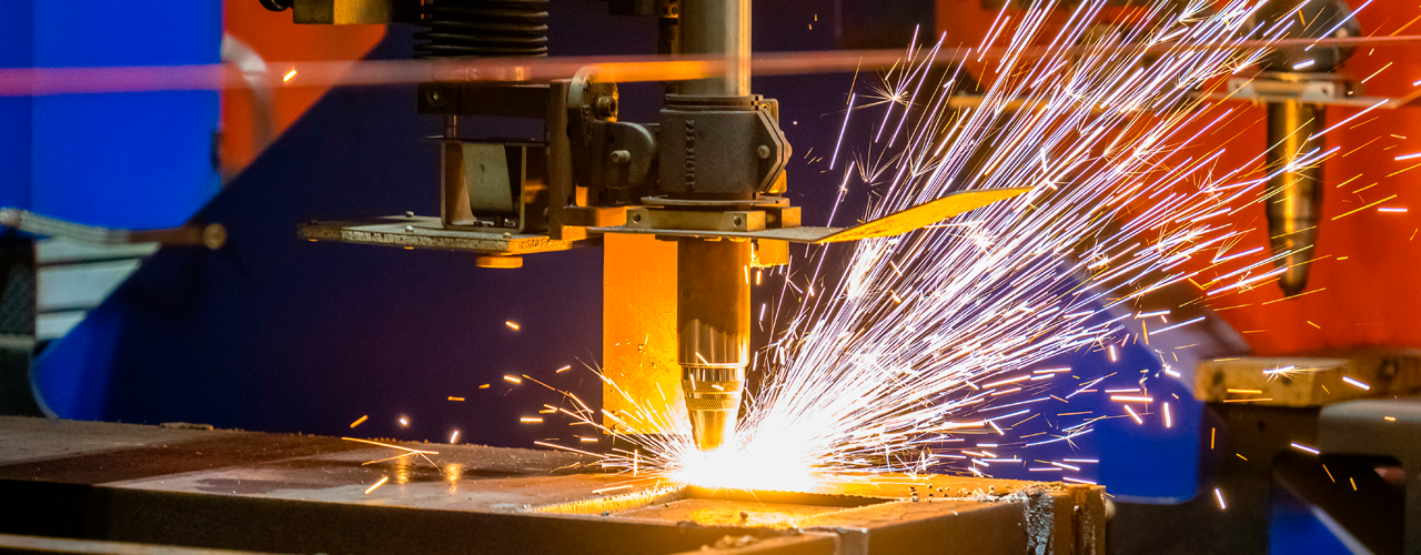 Soluciones Industriales: Proceso de corte de agua, corte de laser y corte de plasma